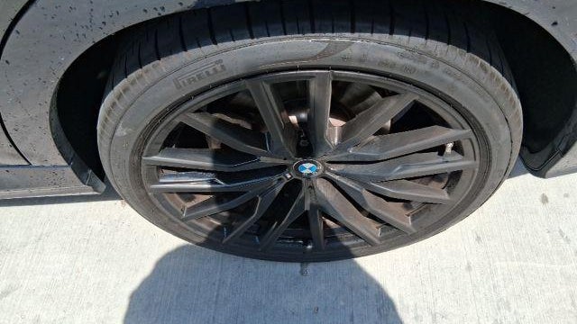 2025 BMW X6 xDrive40i