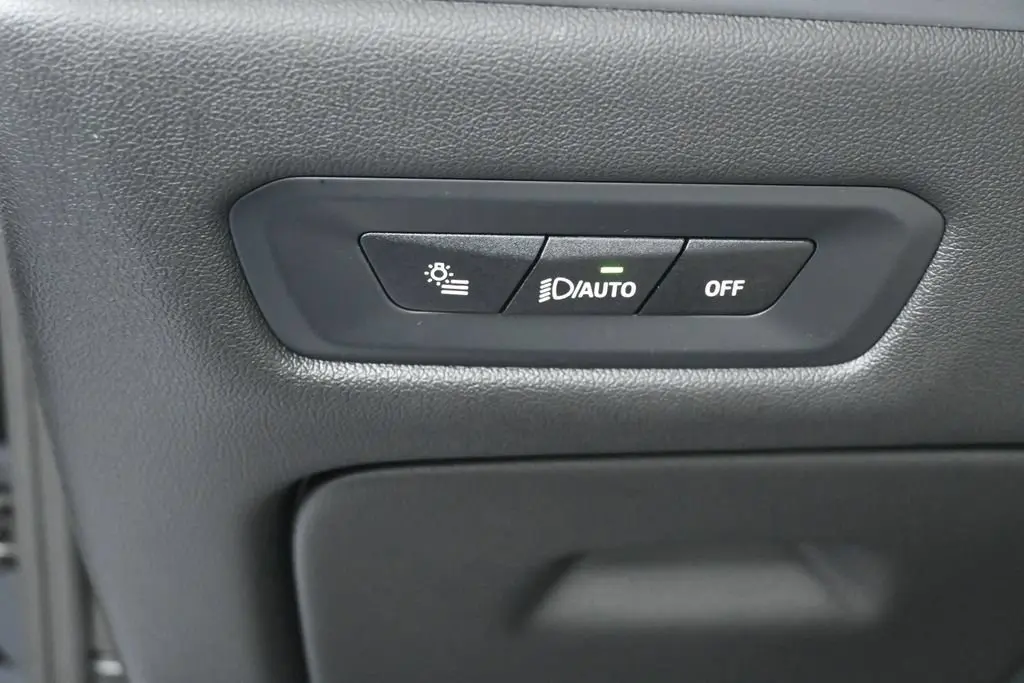 2025 BMW X6 - $54,971