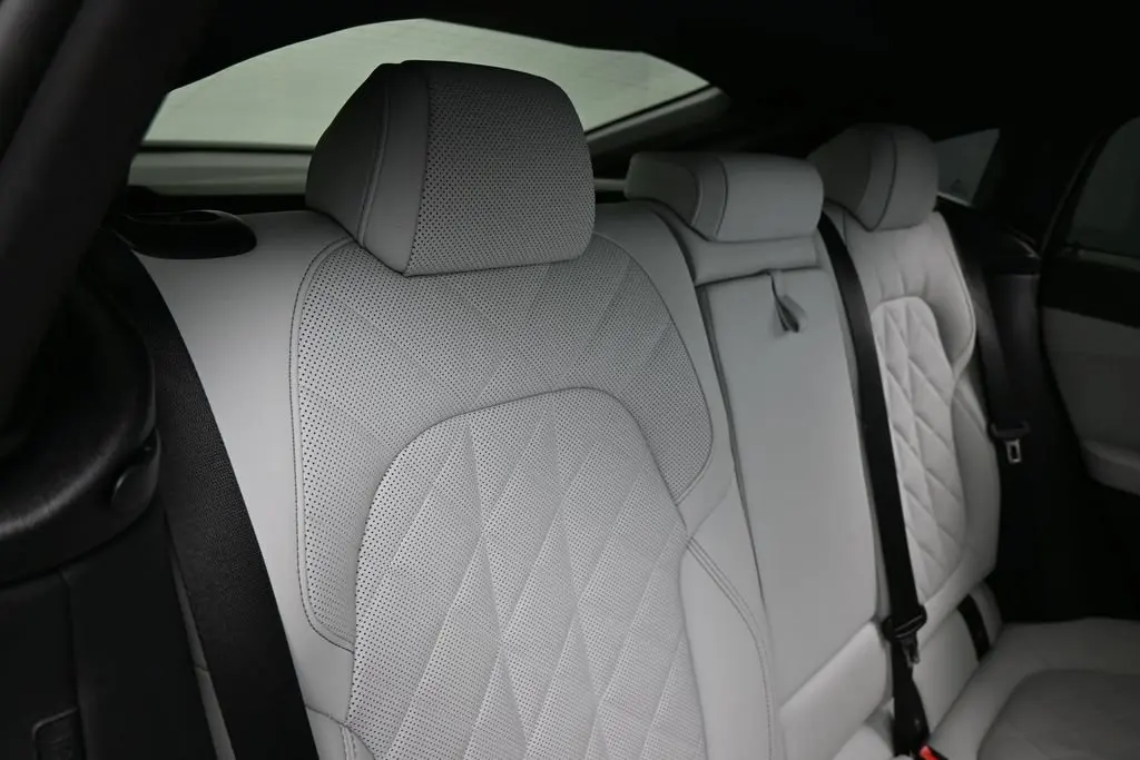 2025 BMW X6 - $54,971