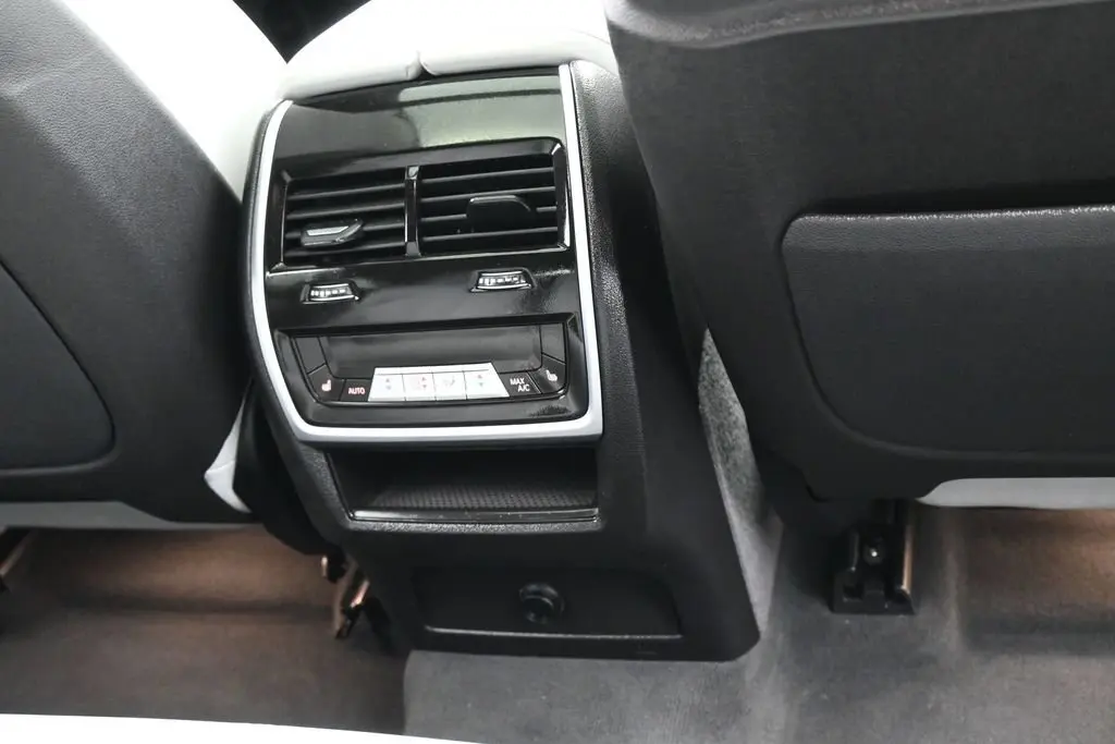2025 BMW X6 - $54,971