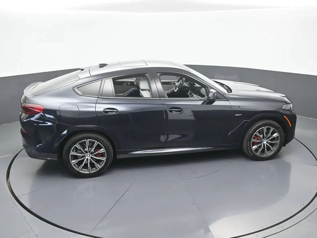 2025 BMW X6 - $54,971