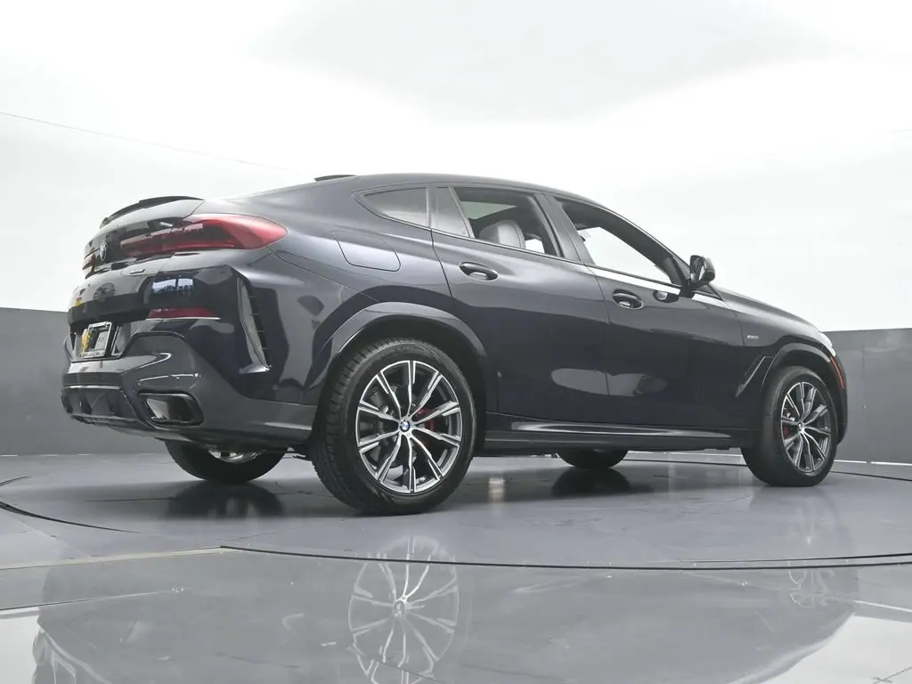 2025 BMW X6 - $54,971