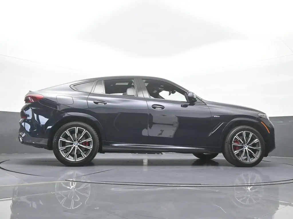 2025 BMW X6 - $54,971