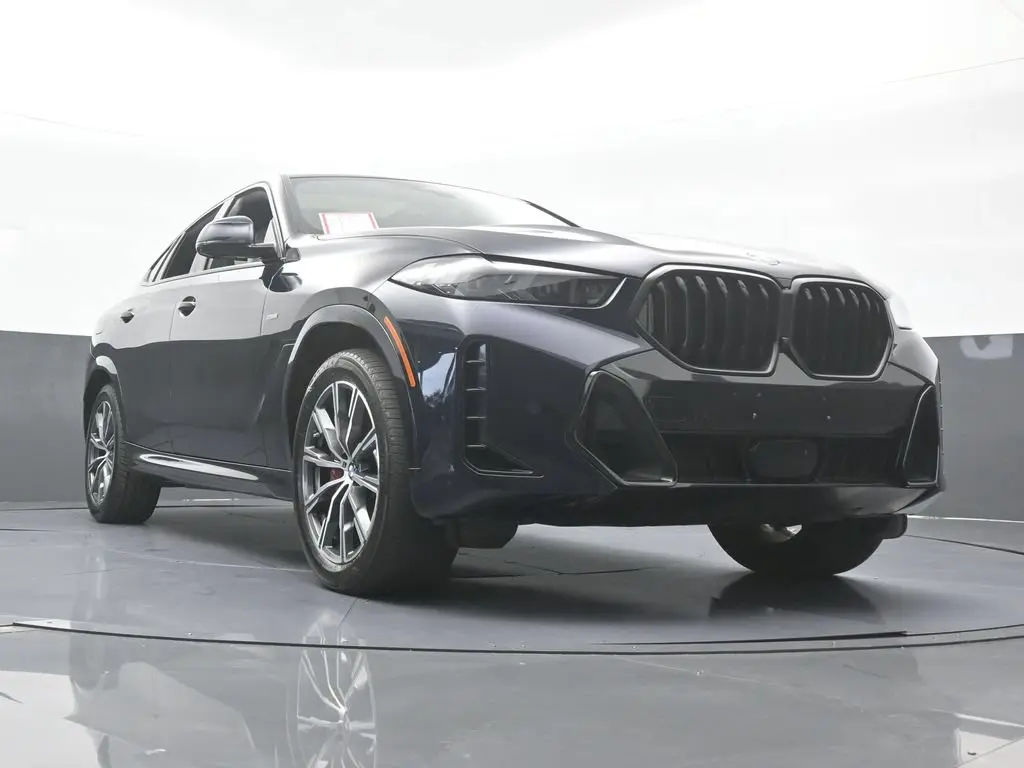 2025 BMW X6 - $54,971