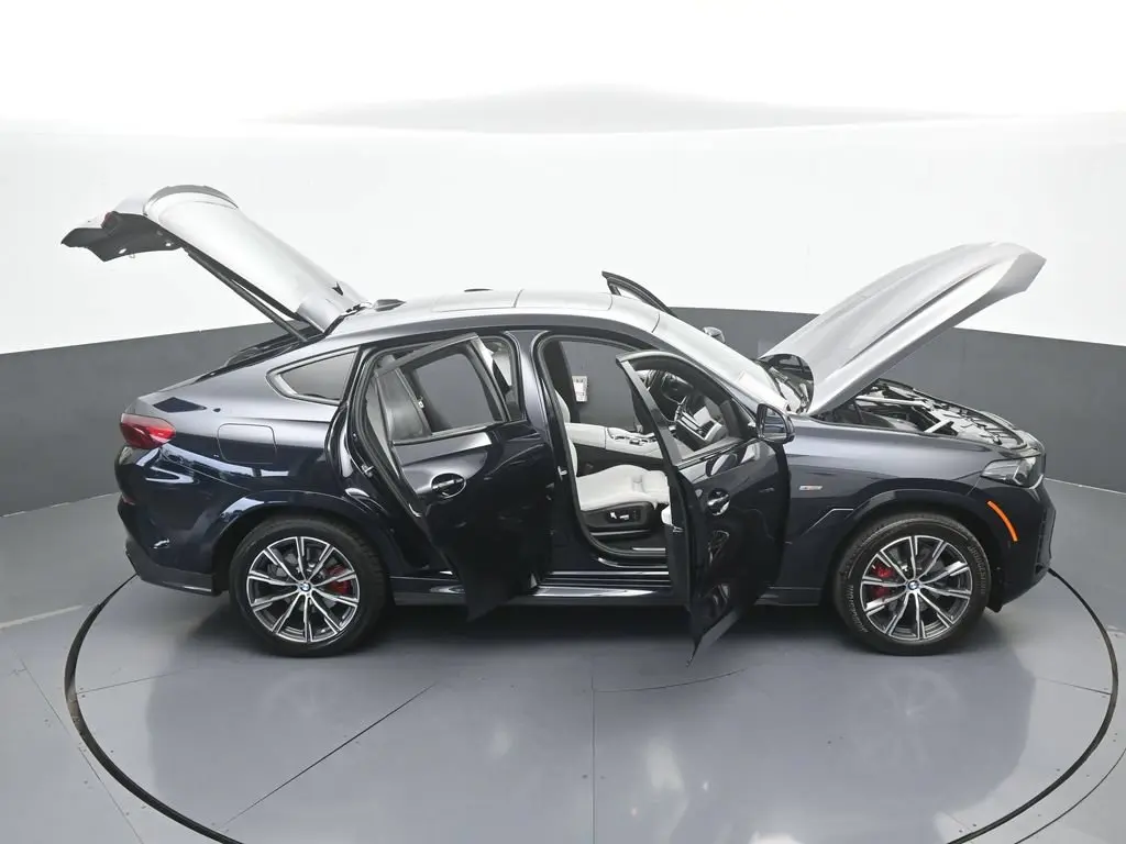 2025 BMW X6 - $54,971