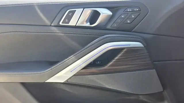 2024 BMW X6 xDrive40i