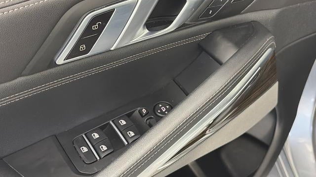 2024 BMW X6 xDrive40i