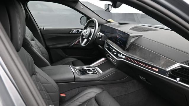 2025 BMW X6 xDrive40i