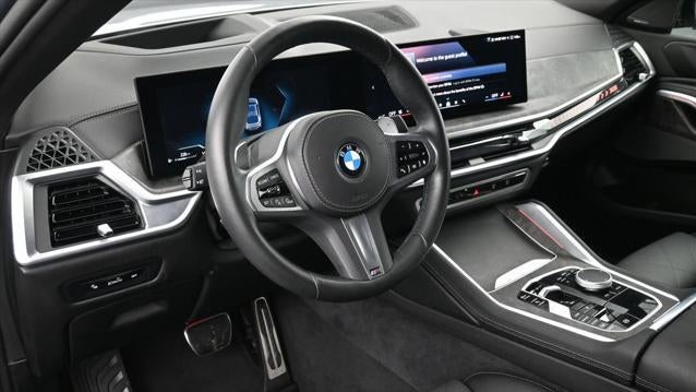 2025 BMW X6 xDrive40i