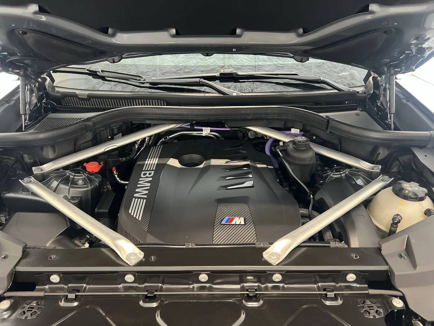 2025 BMW X6 - $64,780