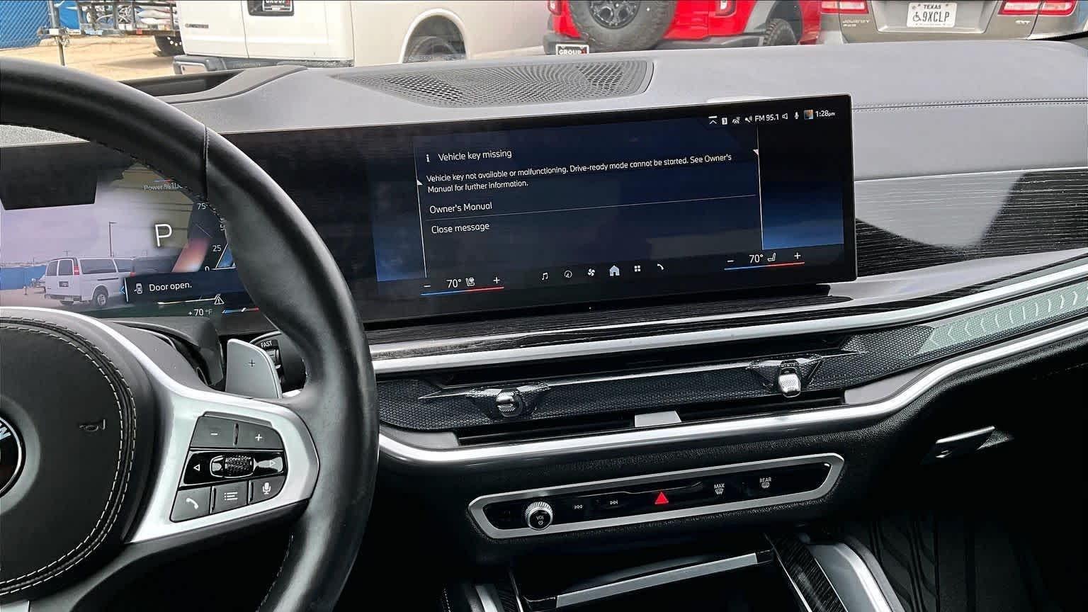 2025 BMW X6 xDrive40i