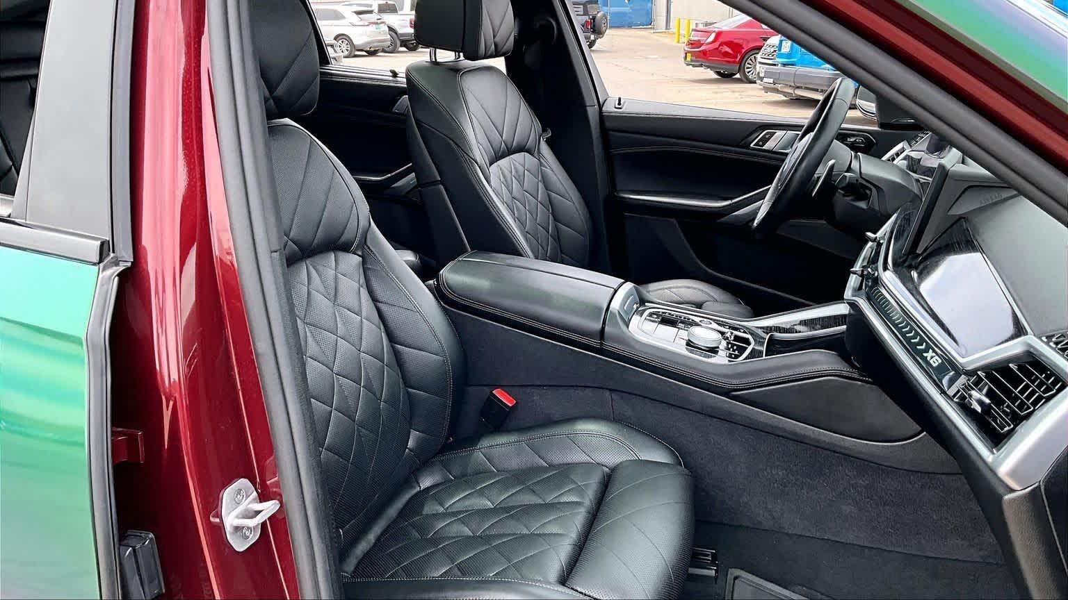 2025 BMW X6 xDrive40i
