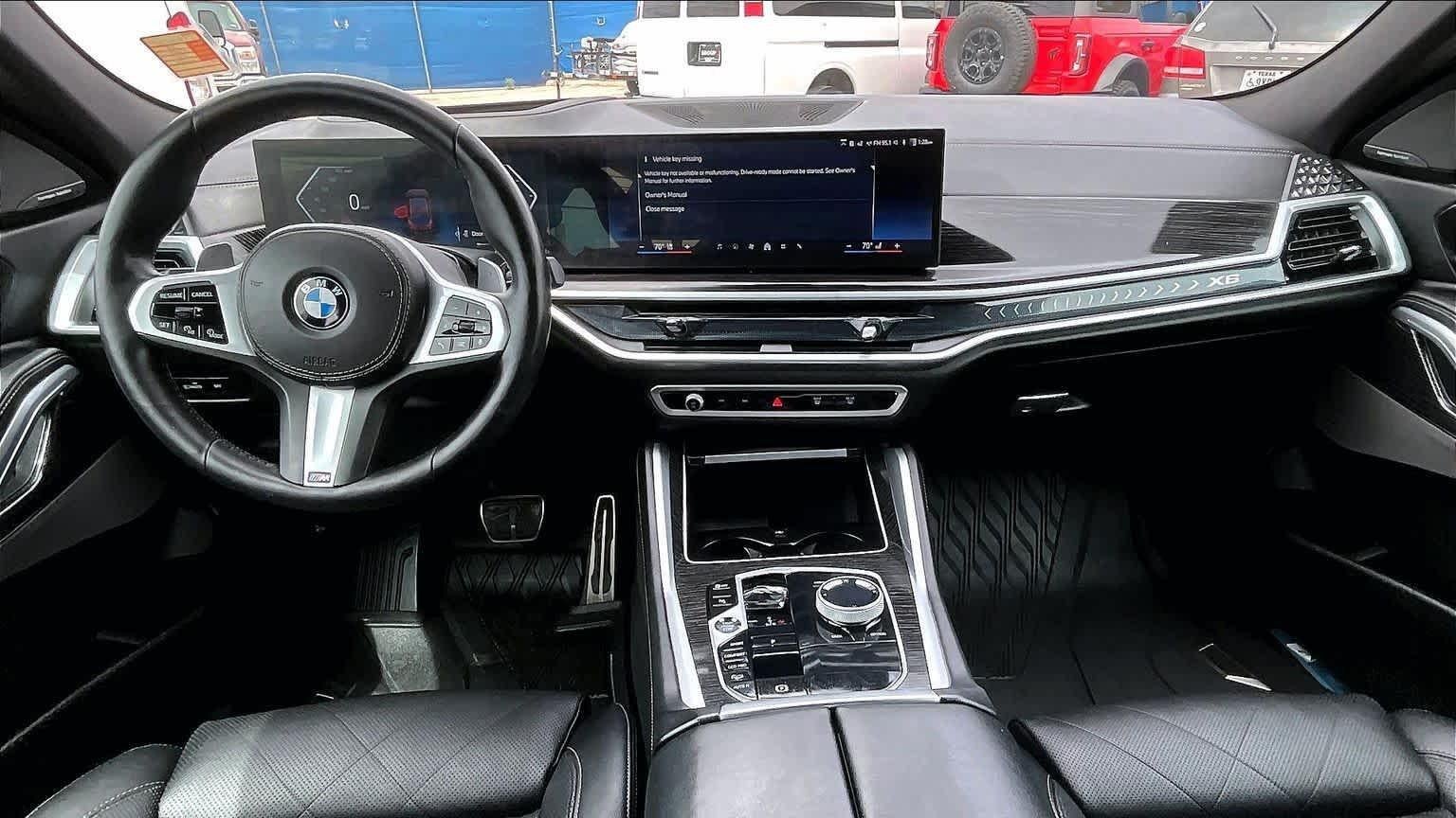 2025 BMW X6 xDrive40i