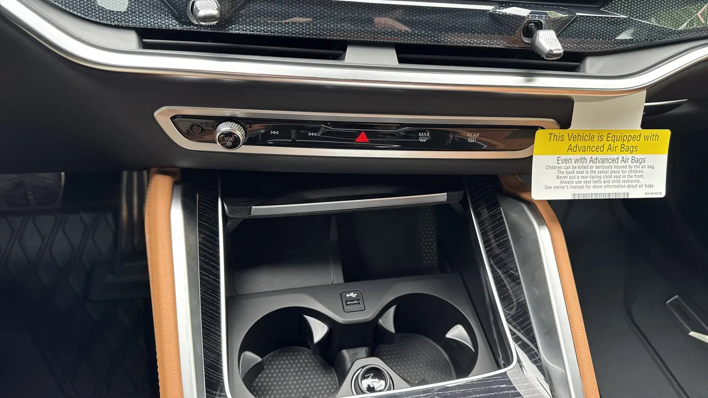 2027 BMW X6 xDrive40i