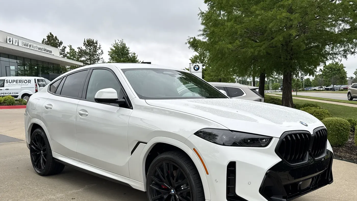 2027 BMW X6 xDrive40i