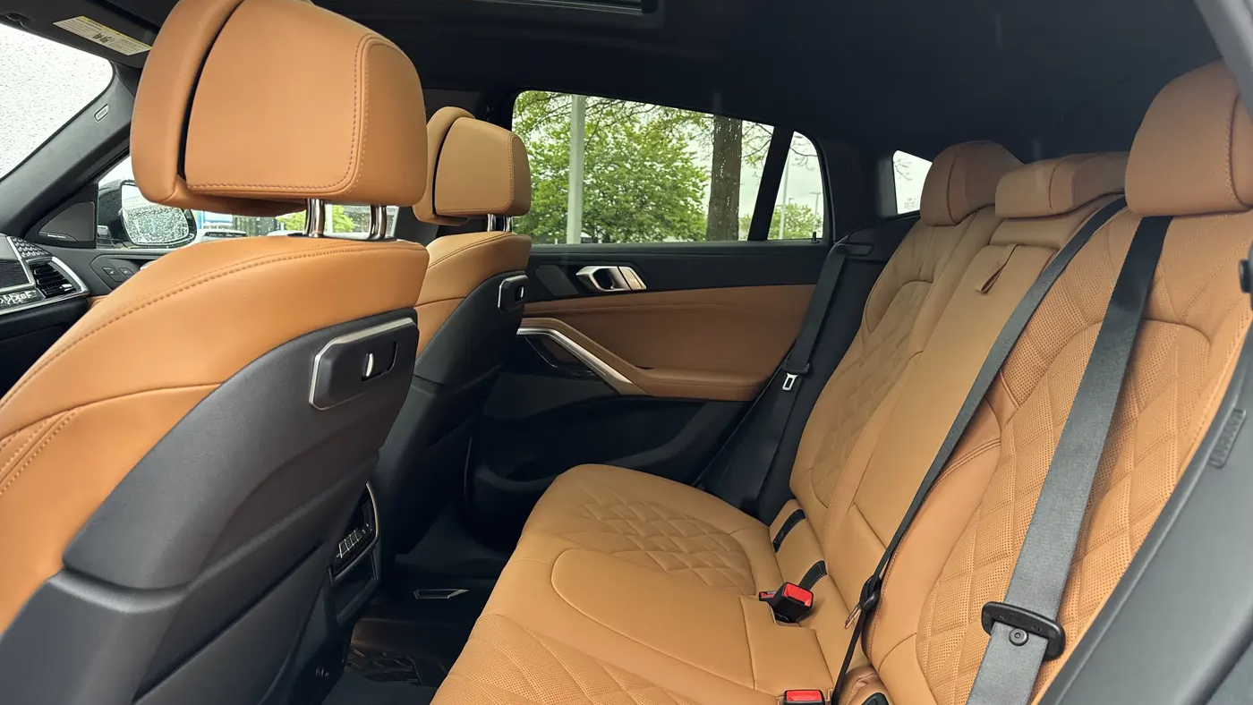 2027 BMW X6 xDrive40i