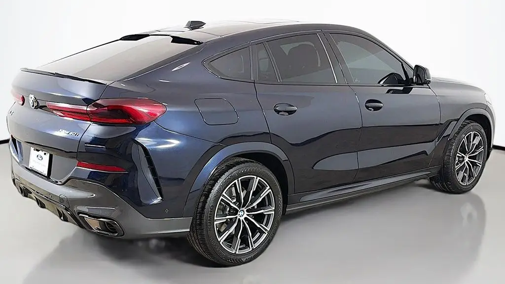 2024 BMW X6 xDrive40i