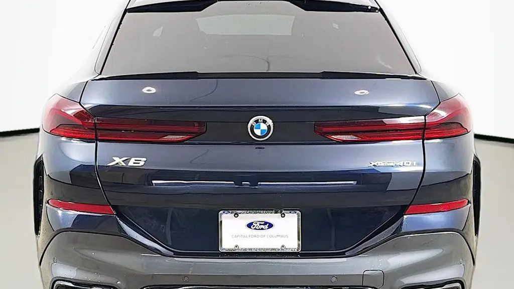 2024 BMW X6 xDrive40i