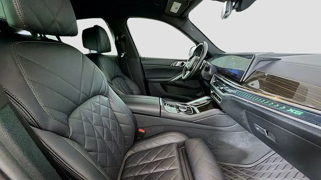 2024 BMW X6 xDrive40i