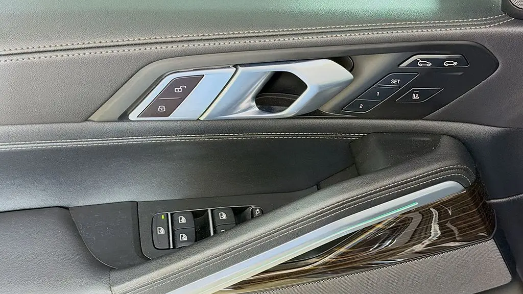 2024 BMW X6 xDrive40i