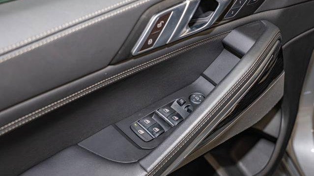 2024 BMW X6 xDrive40i