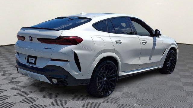 2025 BMW X6 xDrive40i