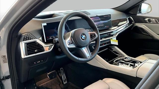 2027 BMW X6 xDrive40i