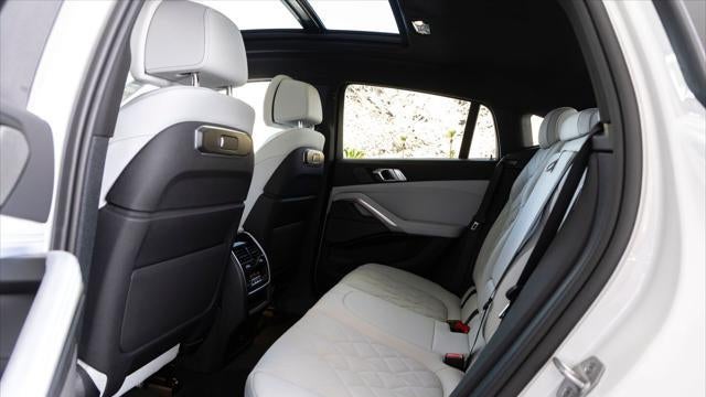 2027 BMW X6 xDrive40i