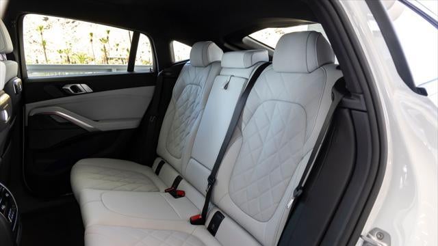 2027 BMW X6 xDrive40i
