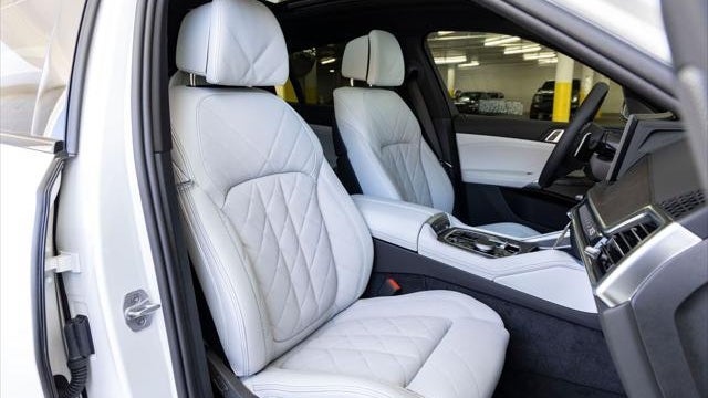 2027 BMW X6 xDrive40i