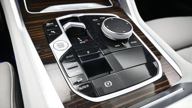 2024 BMW X6 xDrive40i