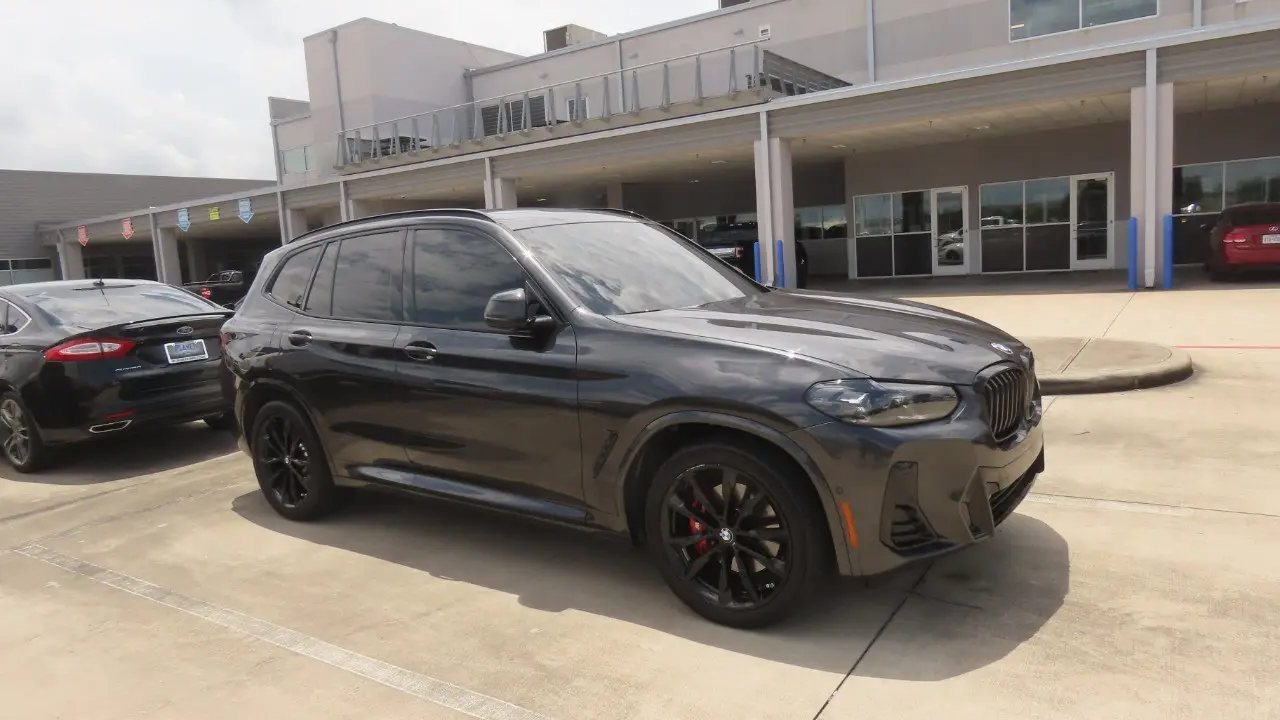 2023 BMW X3 sDrive30i