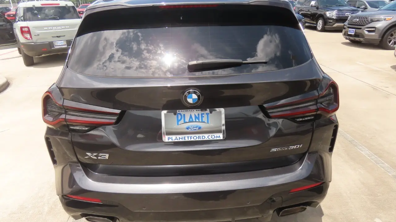 2023 BMW X3 sDrive30i