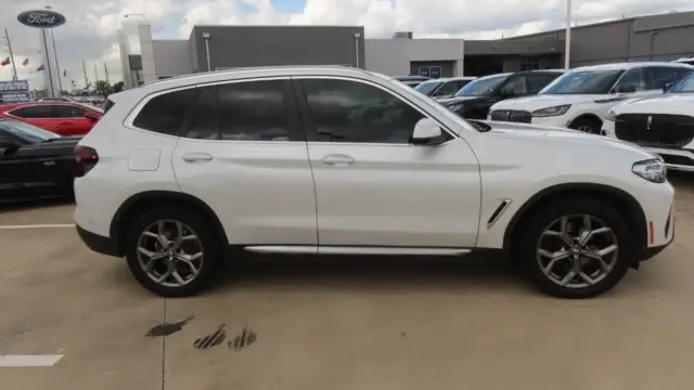 2023 BMW X3 sDrive30i