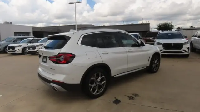 2023 BMW X3 sDrive30i