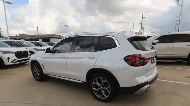 2023 BMW X3 sDrive30i