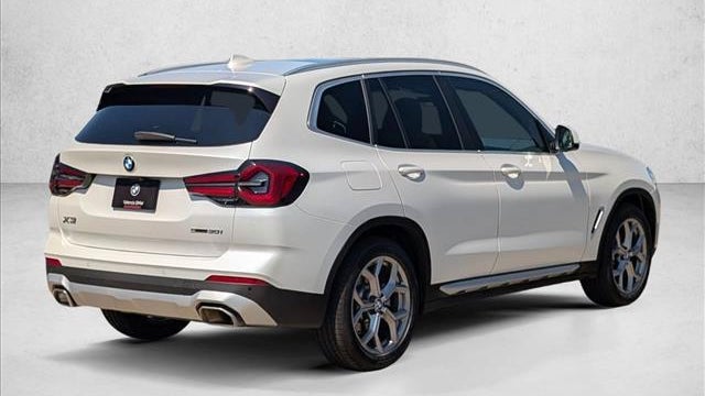 2023 BMW X3 sDrive30i
