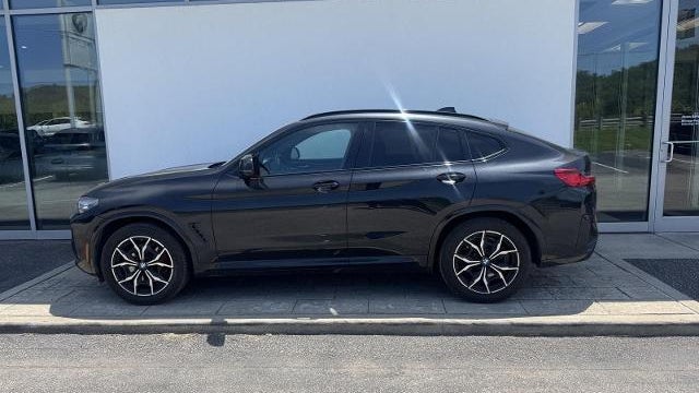 2022 BMW X4 M40i