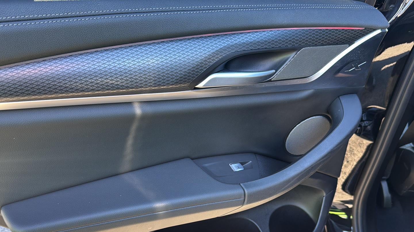 2023 BMW X4 M40i