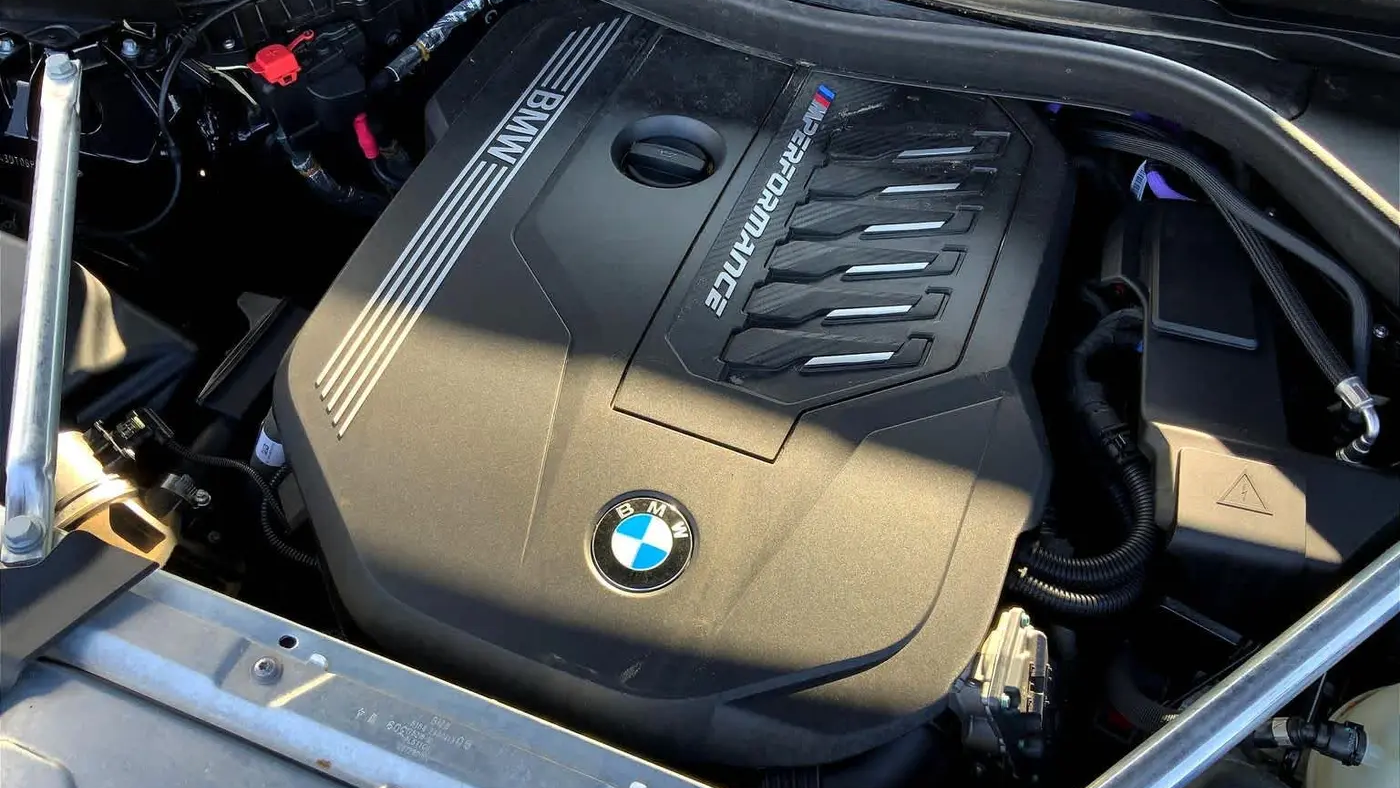 2023 BMW X4 M40i