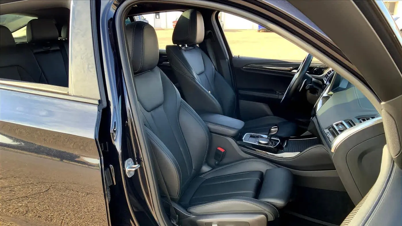 2023 BMW X4 M40i