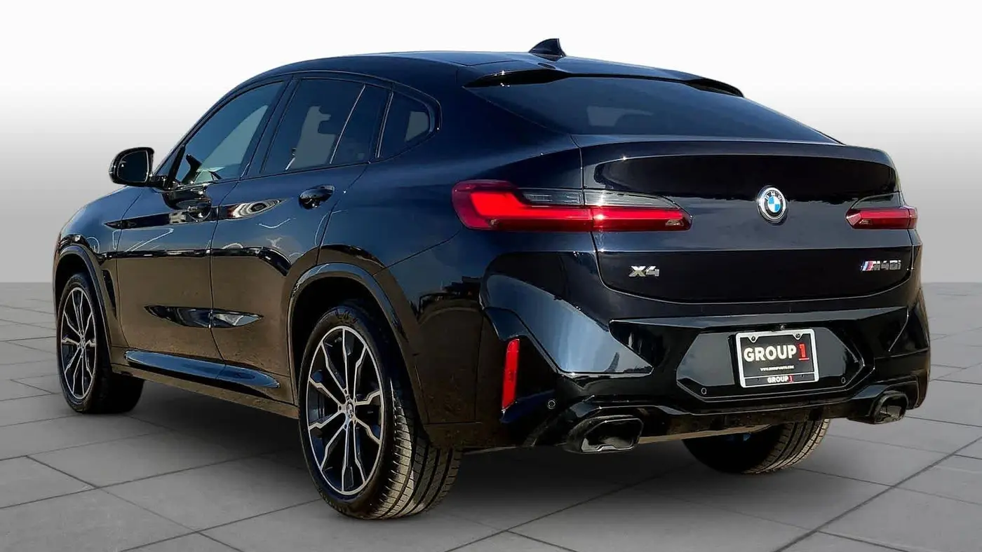 2023 BMW X4 M40i