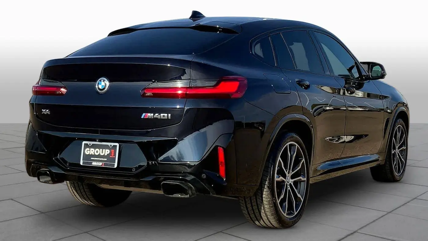 2023 BMW X4 M40i
