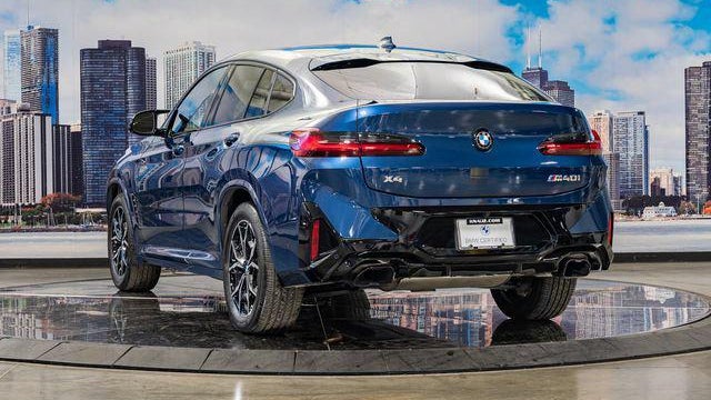2025 BMW X4 M40i