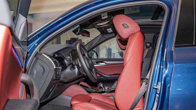 2025 BMW X4 M40i