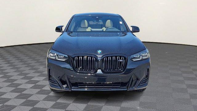 2025 BMW X4 M40i