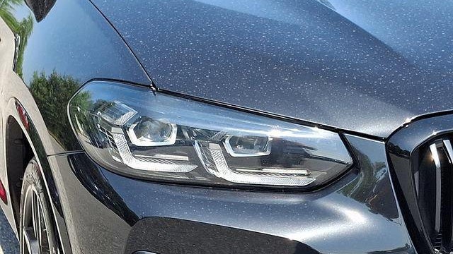 2025 BMW X4 M40i