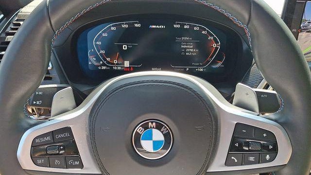 2025 BMW X4 M40i