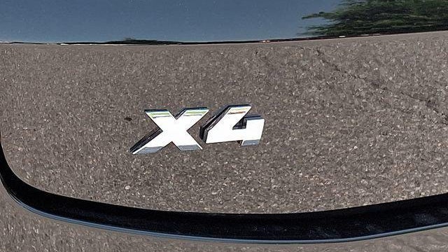 2025 BMW X4 M40i