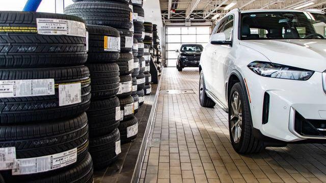 2025 BMW X4 M40i